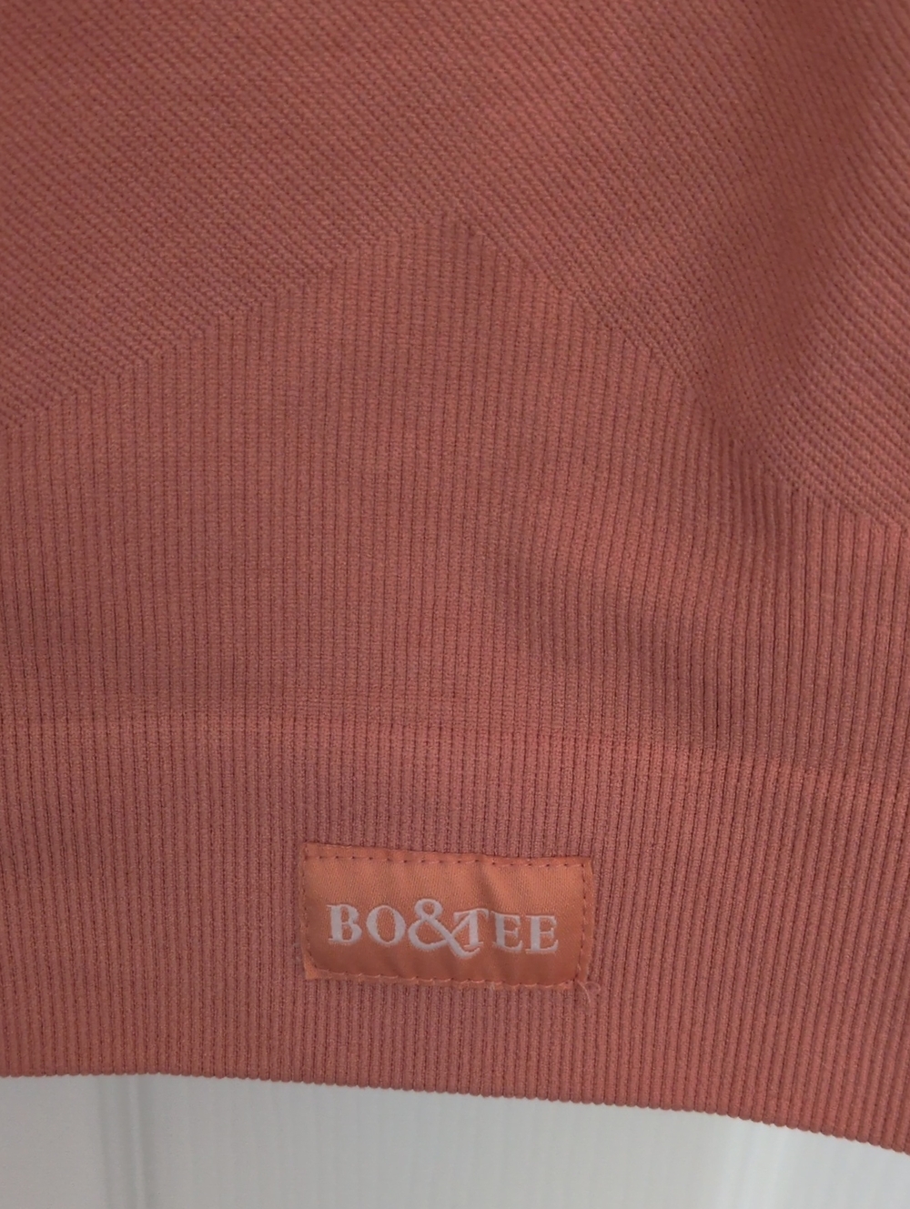 Bo+Tee Orange Seamless Crop Top - L - Picture 3 of 4
